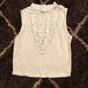 A short sleeve, lace front detail